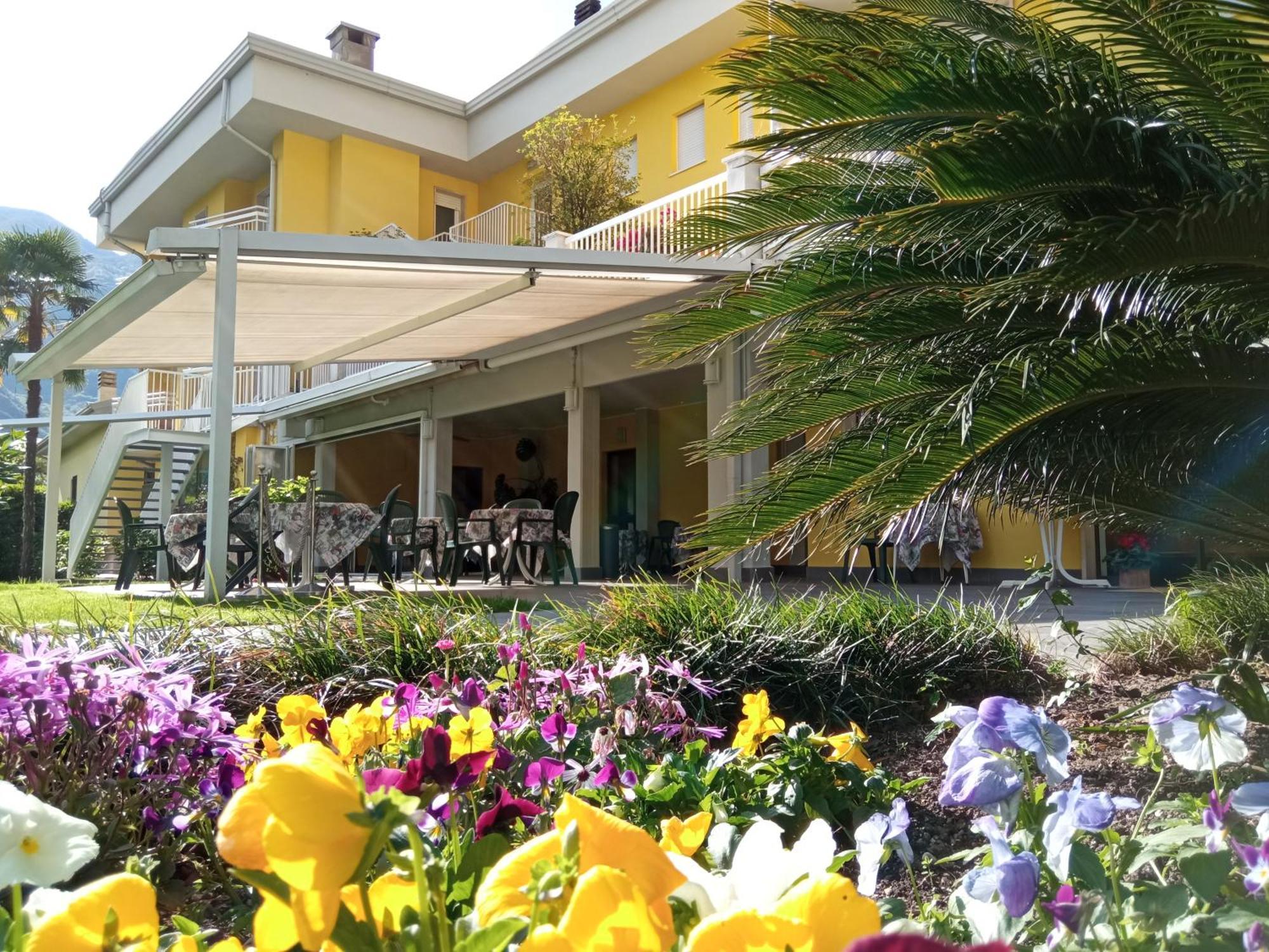 Hotel Garden Arco (Adults Only) Екстер'єр фото